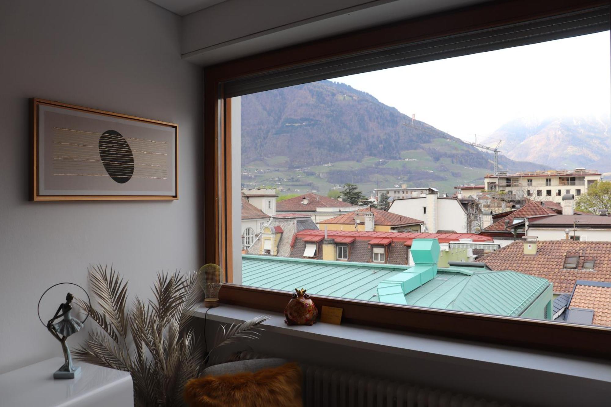 Ausblick Kleinjuwel Mit Panoramablick + Garage Apartment Merano Exterior photo